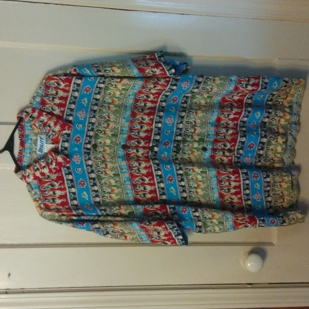 Men's Lg. Hawaiian shirt made by Utility.
